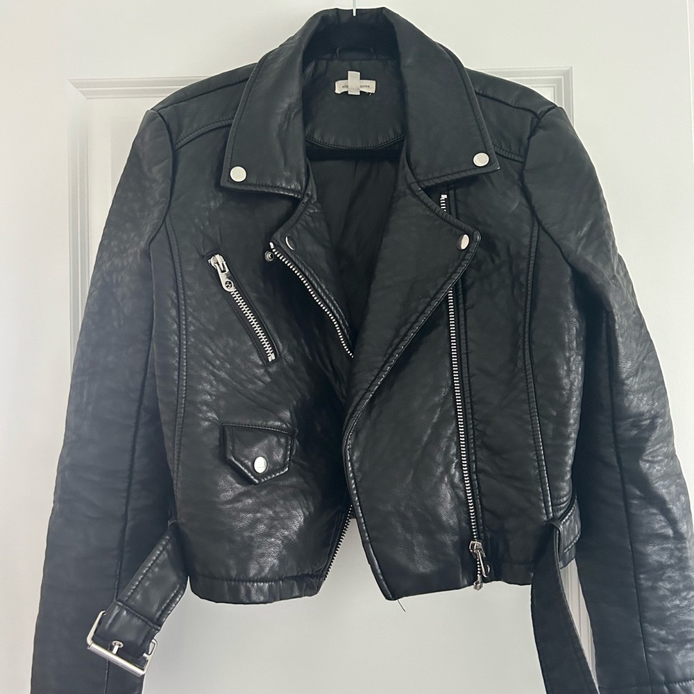 Urban Outfitters Silence + Noise black pebbled leather biker jacket Size L